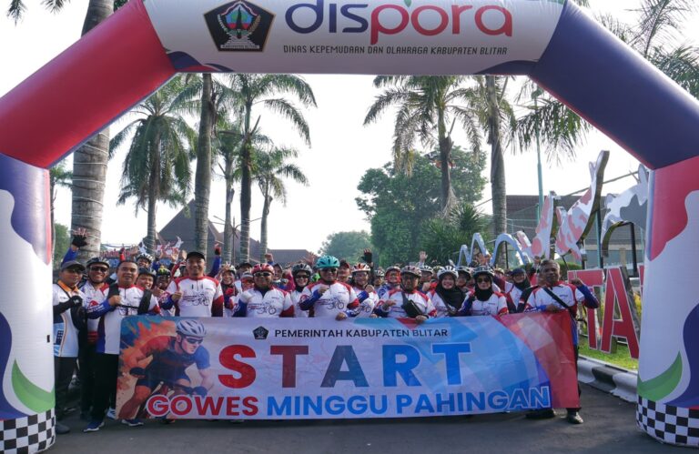 Pada Badan yang Sehat Terdapat Jiwa Yang Kuat, Dandim 0808 Gowes Minggu Pahingan Bersama Bupati Blitar