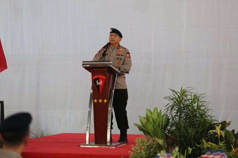 DANPAS  Brimob BRIGJEN Pol. Anang Supena memulai Napak Tilas di SATBRIMOB Lampung