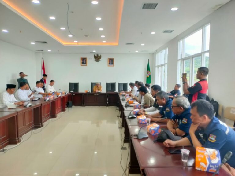 Ketua Pokja Kecewa dengan Hasil Audensi bersama Ketua DPRD KBB Penjelasan Kepala BKSDM KBB Tidak Jelas!!